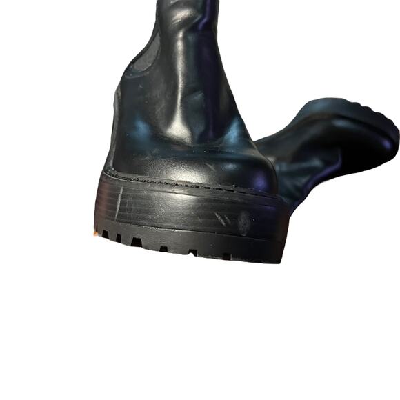 Madden Girl Black Platform Boots Size 10 - Picture 7 of 9